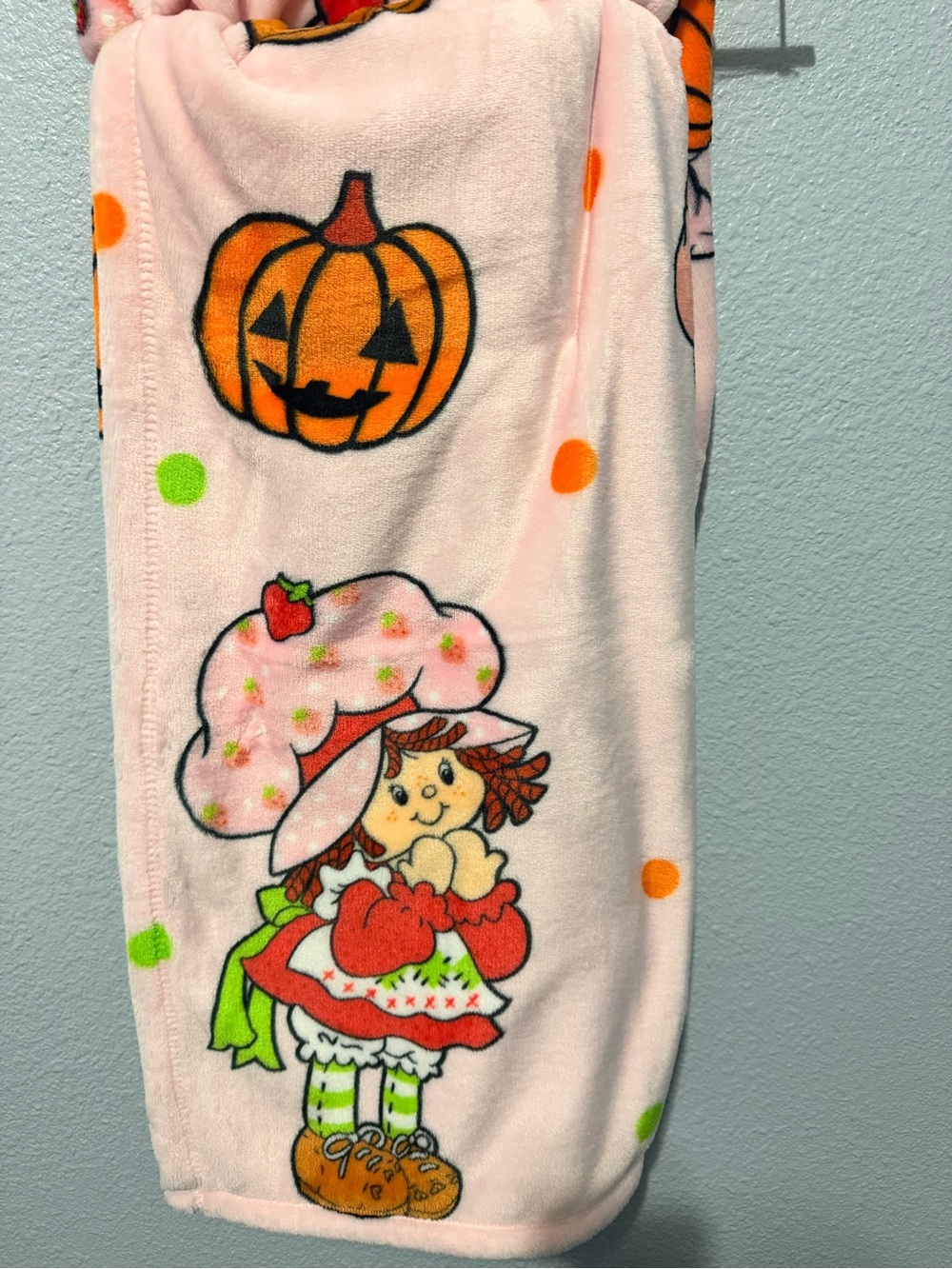 Strawberry Shortcake Plush Throw Blanket Halloween Pumpkins